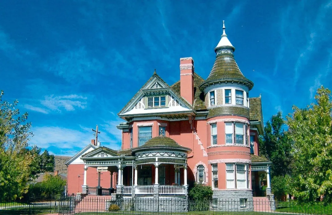 Ferris Mansion Bed & Breakfast-1